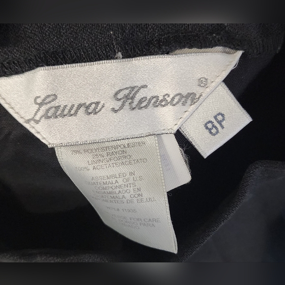 Laura Henson, fully lined black skirt, 8P - Picture 3 of 3